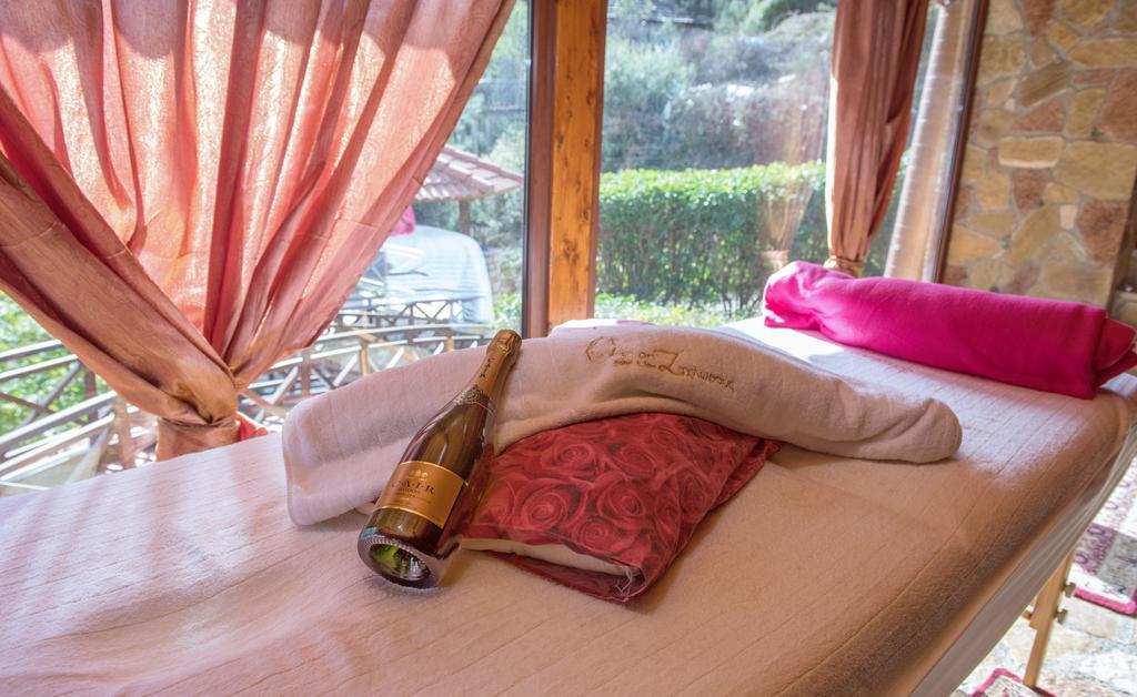 Oneiro Resort Kato Zachlorou Dış mekan fotoğraf