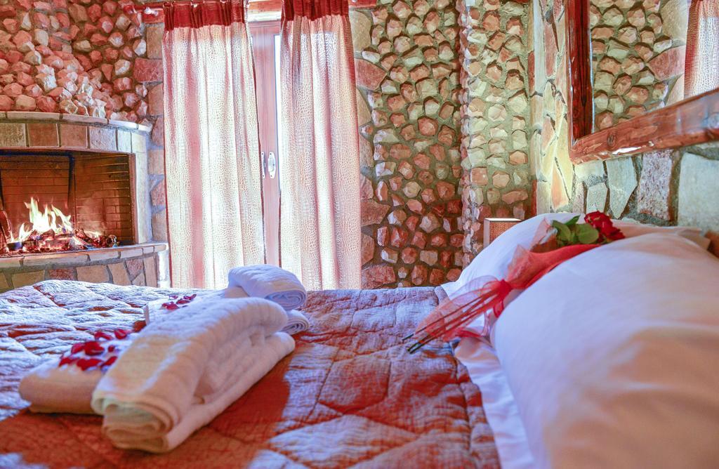 Oneiro Resort Kato Zachlorou Dış mekan fotoğraf