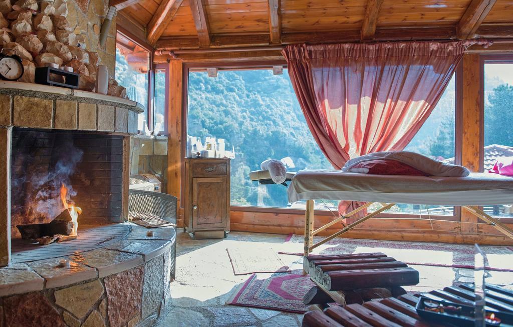 Oneiro Resort Kato Zachlorou Dış mekan fotoğraf