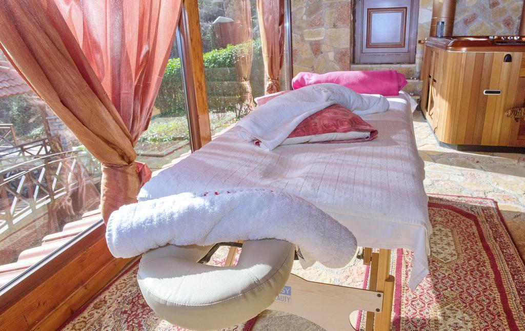 Oneiro Resort Kato Zachlorou Dış mekan fotoğraf